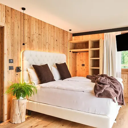 Boutique E Salvadori Mezzana (Trentino Alto Adige)