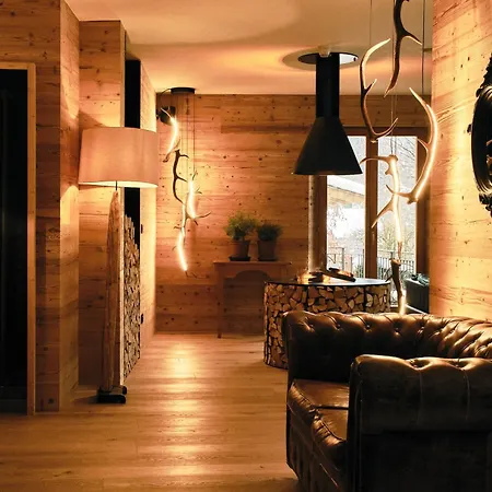 Boutique E Salvadori 4* Mezzana (Trentino Alto Adige)